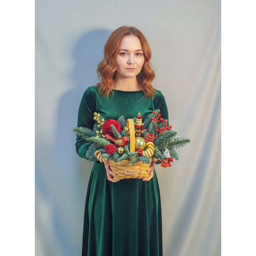 Новогодняя композиция "Новогодняя корзина с баранками"